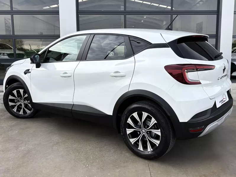 Renault Captur Evolution TCe 90cv 90 CV Manual